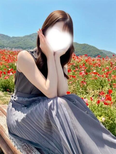 杏奈【GOLDcourse】 お姉さん人妻専門店FANTASY（デリヘル）
