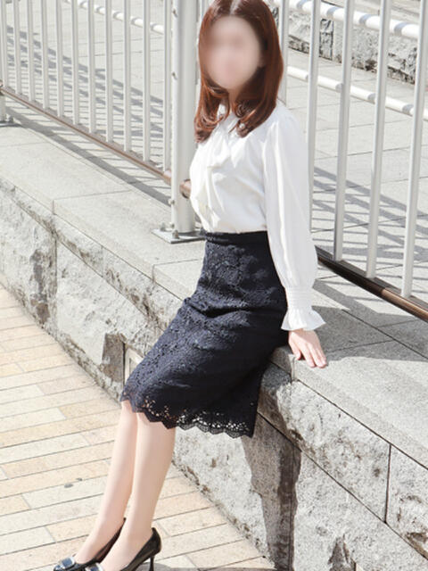 るり 奥鉄オクテツ兵庫（人妻デリヘル）