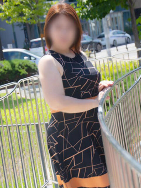 めぐみ 奥鉄オクテツ兵庫（人妻デリヘル）