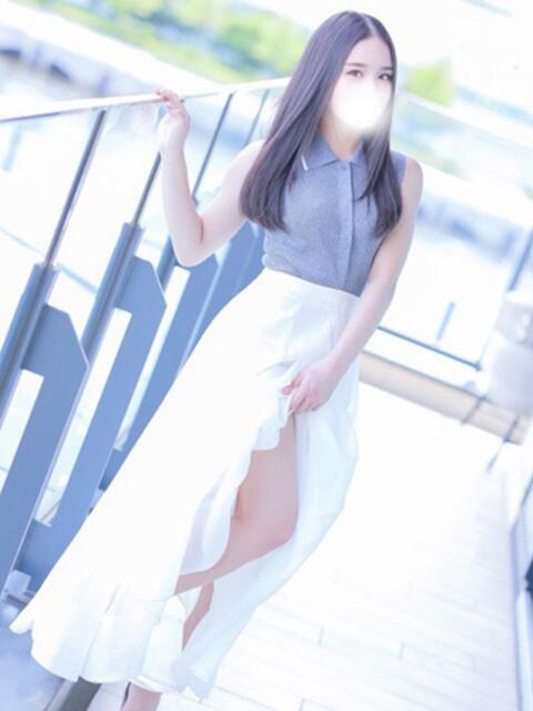 詩歩(しほ) グランドオペラ横浜（高級デリヘル）