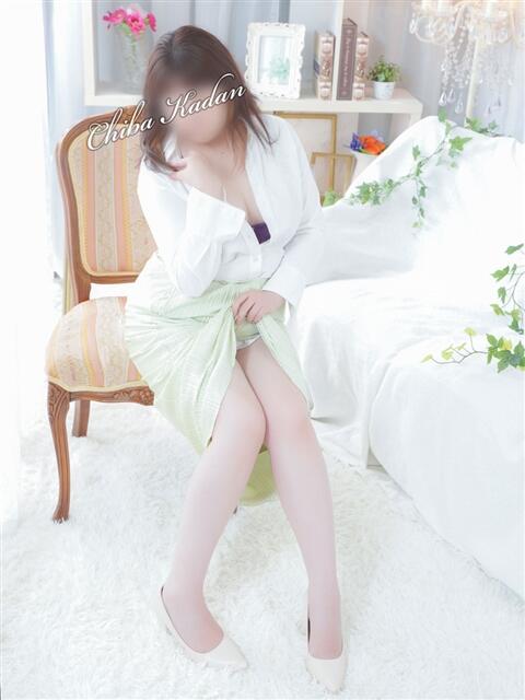 ひかる 千葉人妻花壇（人妻デリヘル）