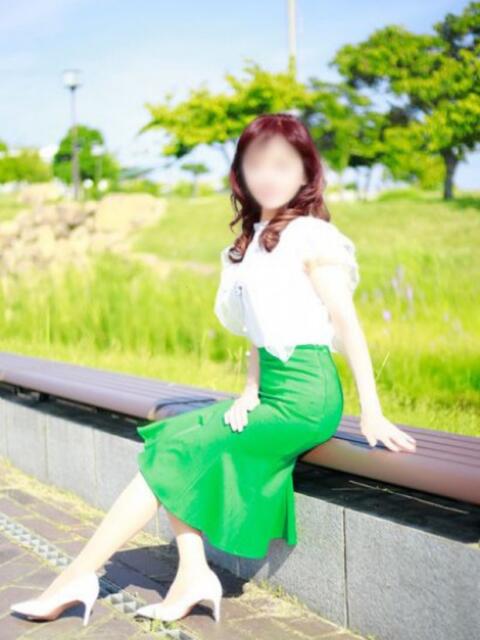 牧田華蓮 こあくまな熟女たち岩国店(KOAKUMAグループ)(人妻・熟女デリヘル)