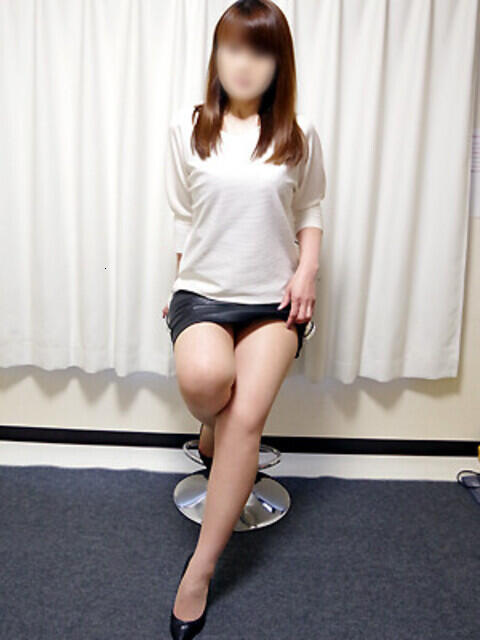 ゆうか 熟女デリヘル秘宝館Z(人妻・熟女デリヘル)