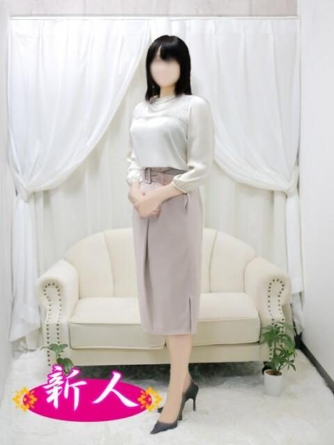 坂口すみれ こあくまな人妻・熟女たち東広島店(KOAKUMAグループ)(人妻・熟女デリヘル)