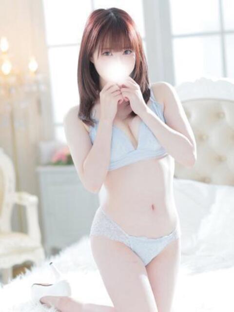 白石ゆま 池袋手コキパラダイス　見習い天使とイタズラ小悪魔（オナクラ）