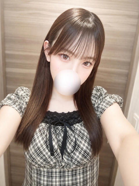 りりな めちゃカワ女子 小田原早川店（デリヘル）