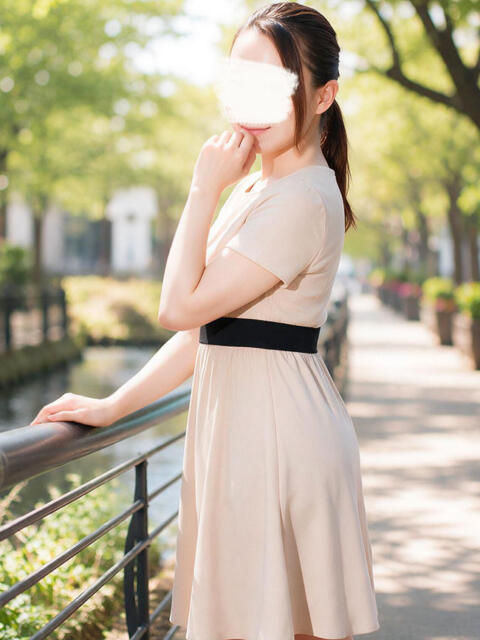 山内  つばめ セカンドパートナー池袋（人妻デリヘル）