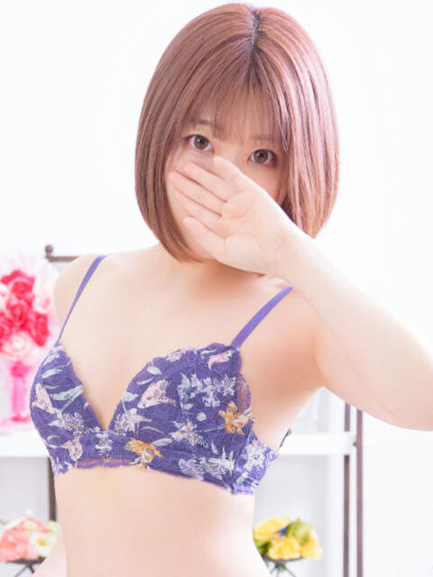 桐島ほのか 池袋3P複数プレイ専門店 ハーレム(ホテヘル&デリヘル)