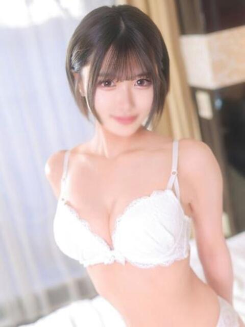 菜月ゆん ウルトラハピネス（デリヘル）
