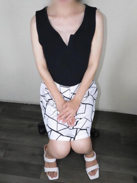 リリ ミセスClub（人妻セクキャバ）