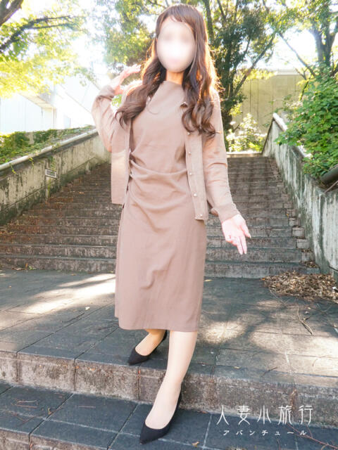 つきな 人妻小旅行（人妻系デリヘル）