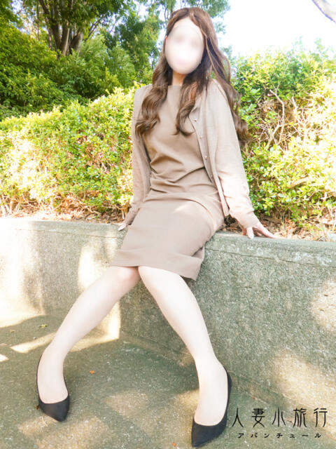 つきな 人妻小旅行（人妻系デリヘル）