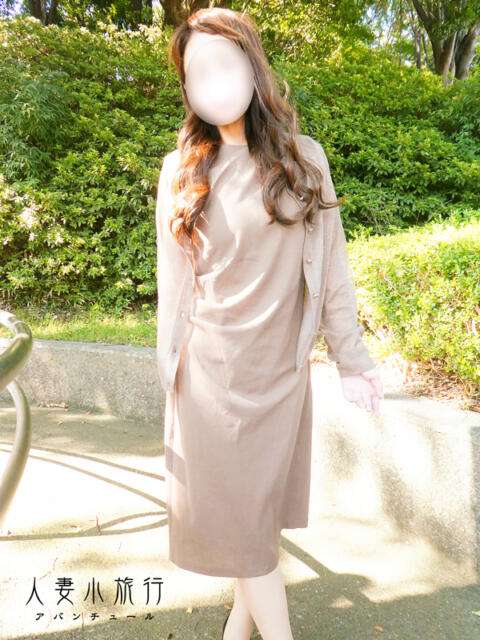 つきな 人妻小旅行（人妻系デリヘル）