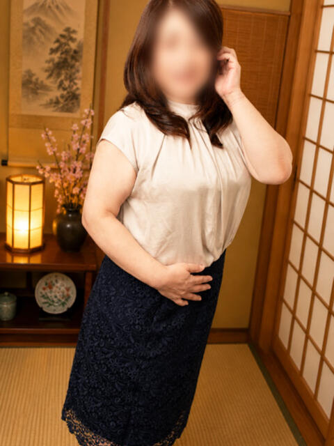 もあ(昭和46年生まれ) 熟年カップル名古屋～生電話からの営み～（人妻・熟女デリヘル）