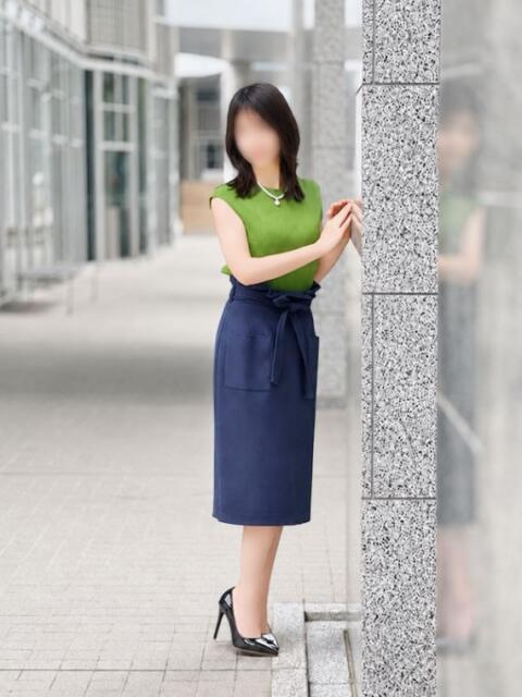 坂口 杏 こあくまな熟女たち 広島店(KOAKUMAグループ)(人妻・熟女デリヘル)