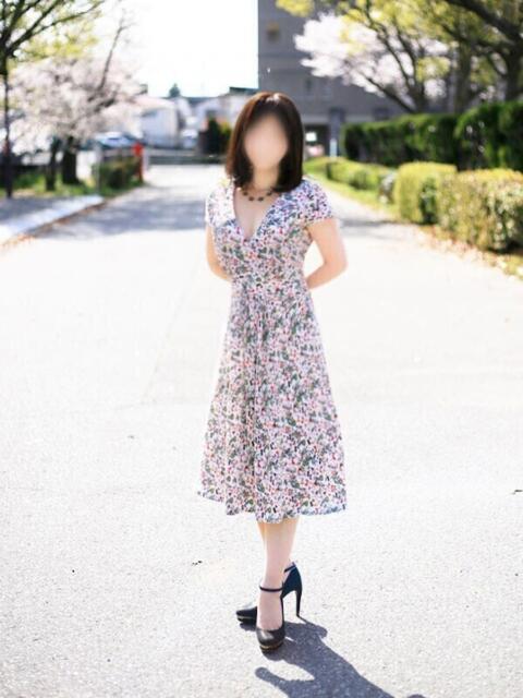 涼風ここ こあくまな人妻・熟女たち岡山店(KOAKUMAグループ)(人妻・熟女デリヘル)