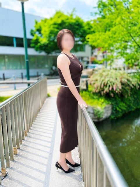 土屋 あかり こあくまな人妻・熟女たち岡山店(KOAKUMAグループ)(人妻・熟女デリヘル)