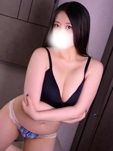 芹沢らら 恋する妻たち（人妻系ホテヘル＆デリヘル）