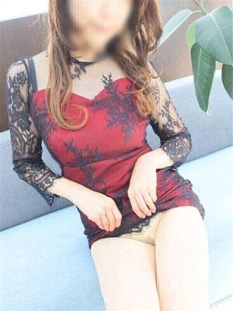 なな 即アポ奥さん～静岡店～（人妻系デリヘル）