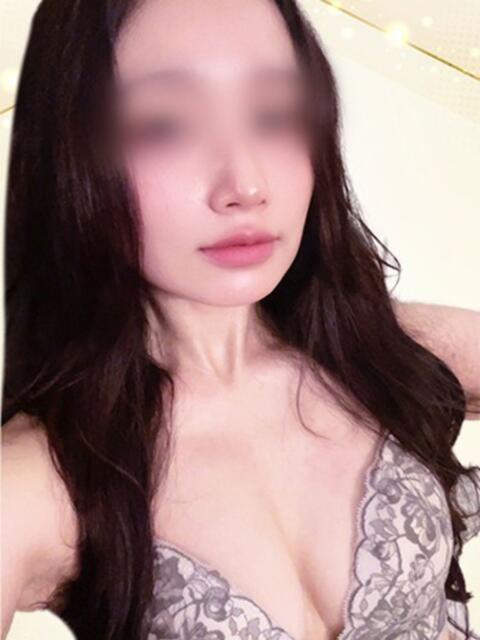 えみり 谷町人妻ゴールデン倶楽部（人妻ホテヘル）