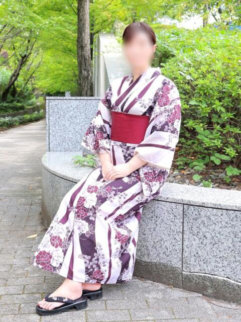 春海 東京人妻フォーシーズンズ（人妻・熟女待ち合わせデリヘル）