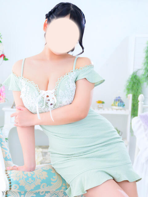 内田 なお 三丁目の奥様(東京ハレ系)(人妻系ファッションヘルス)