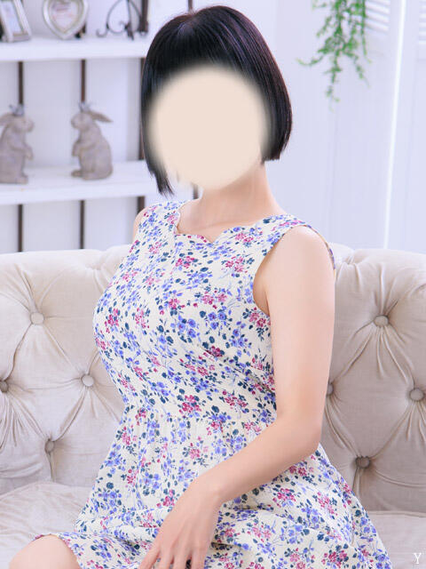 秋月 りりこ 三丁目の奥様(東京ハレ系)(人妻系ファッションヘルス)