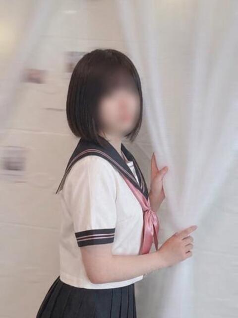 ねむ ふぁーすと・きす（キス専門店舗型ヘルス）