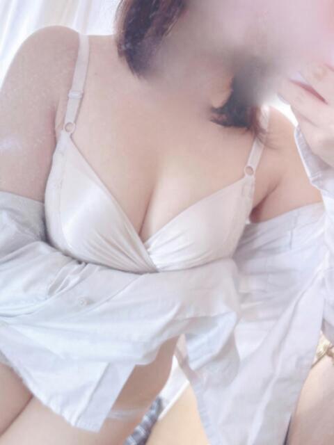 ひまり 秋葉原ハンドメイド（派遣型オナクラ）