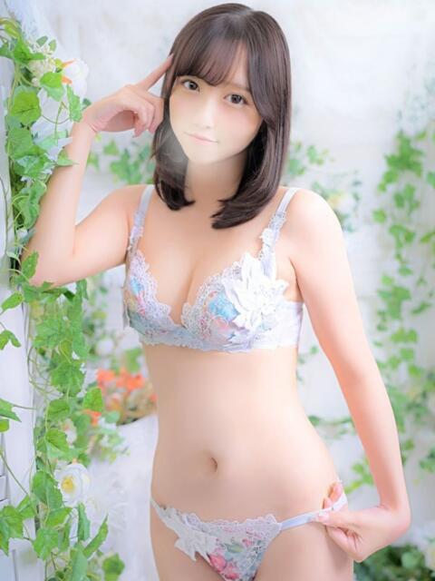 ももな 素人美少女専門　新横浜アンジェリーク（アンジェリークグループ）（デリヘル）