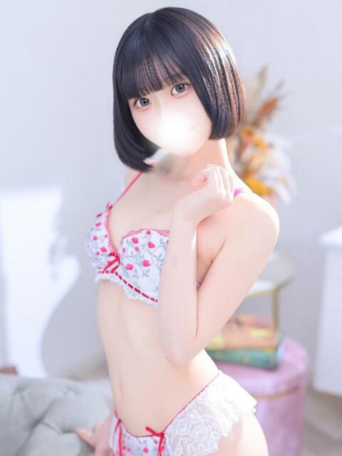 ゆか★電マ好き！黒髪ロリ学生★ Chloe鶯谷・上野店 S級素人清楚系デリヘル（デリヘル）