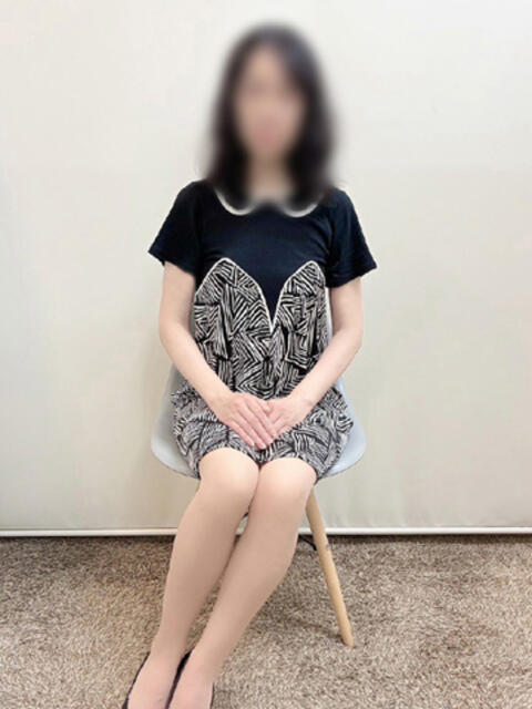 あかざ 熟女家 ミナミエリア店（待ち合わせ型デリヘル）