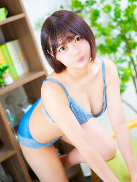 りる S級美女専門 ロイヤルリング錦糸町店（高級人妻デリヘル）