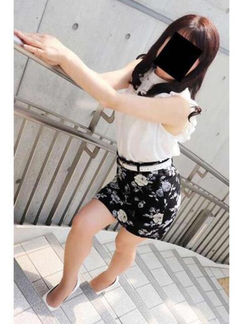 やよい 逢って30秒で即尺(人妻・熟女待ち合わせデリヘル)