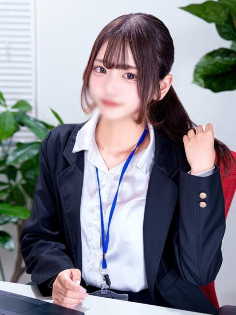西海みさき アソビザ女子社員 池袋支社（ホテヘル＆デリヘル）