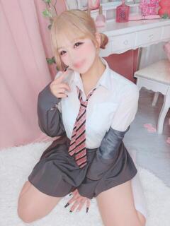 るな E+アイドルスクール新宿・歌舞伎町店（新宿・歌舞伎町/デリヘル）