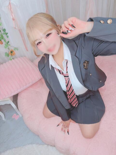 るな E+アイドルスクール新宿・歌舞伎町店（デリヘル）