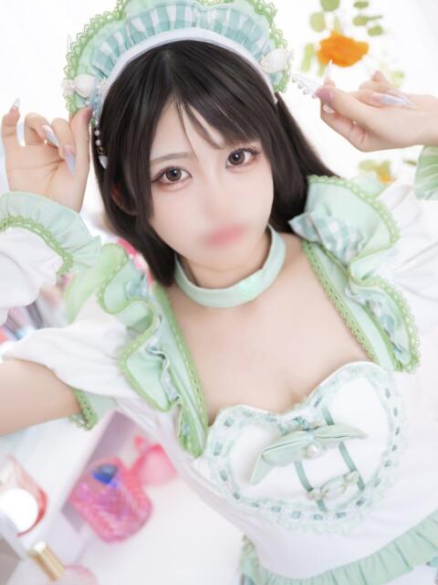 ちぃ E+アイドルスクール新宿・歌舞伎町店（デリヘル）