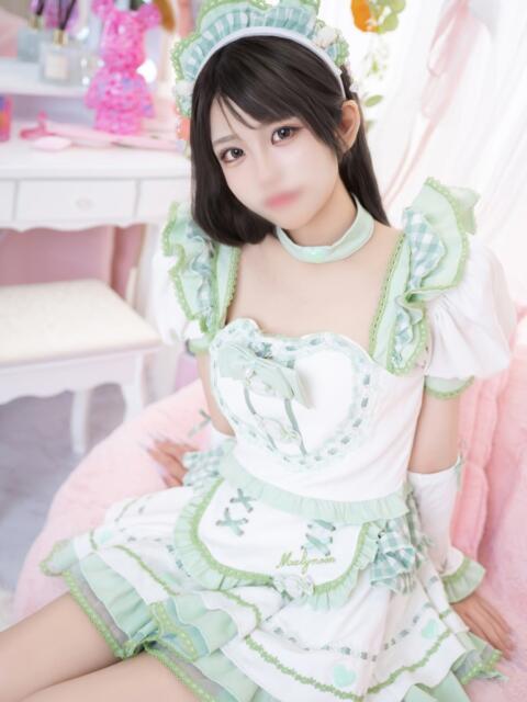 ちぃ E+アイドルスクール新宿・歌舞伎町店（デリヘル）