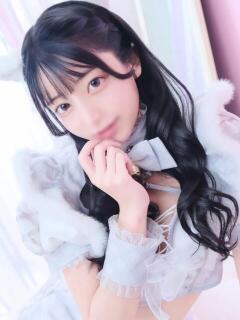 せりな E+アイドルスクール新宿・歌舞伎町店(新宿・歌舞伎町/デリヘル)