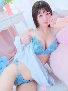 つみき E+アイドルスクール新宿・歌舞伎町店(新宿・歌舞伎町/デリヘル)