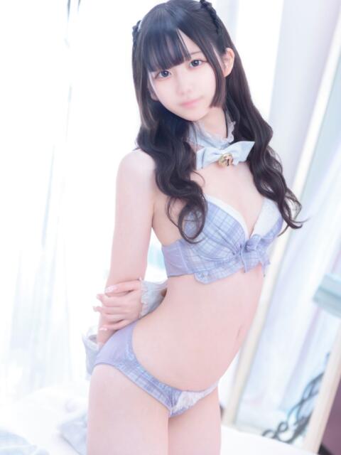 ひよ E+アイドルスクール新宿・歌舞伎町店（デリヘル）