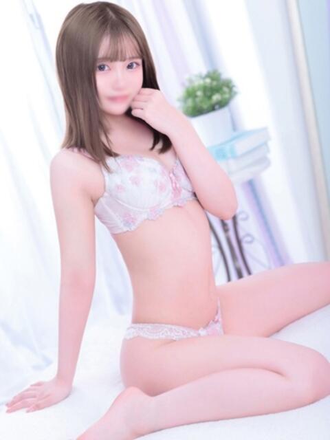 きあら E+アイドルスクール新宿・歌舞伎町店(デリヘル)