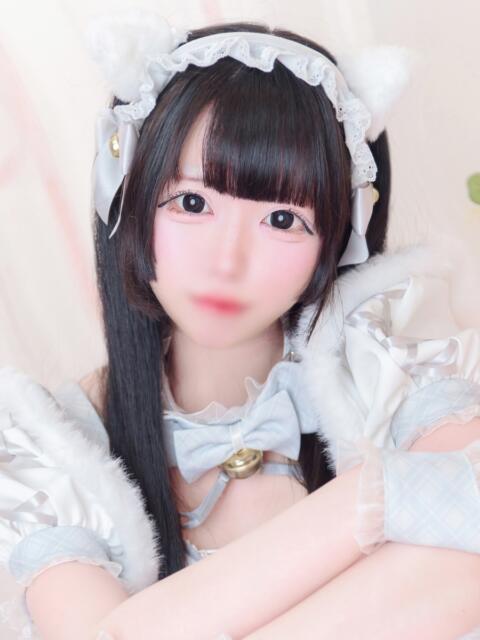 めろち E+アイドルスクール新宿・歌舞伎町店（デリヘル）