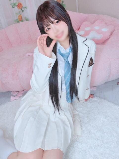 みおう E+アイドルスクール新宿・歌舞伎町店(デリヘル)