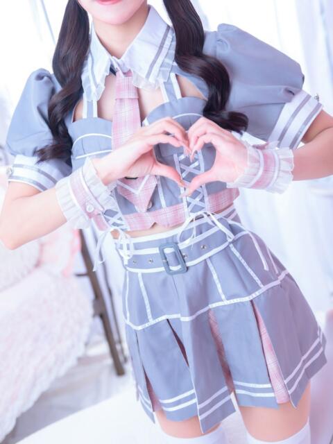 りりあ E+アイドルスクール新宿・歌舞伎町店(デリヘル)