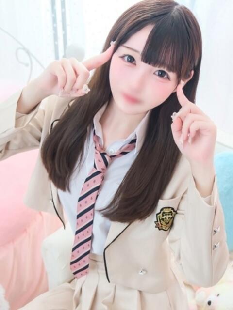 ゆう E+アイドルスクール新宿・歌舞伎町店（デリヘル）