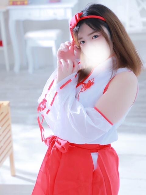 みゆ とある風俗店♡やりすぎさーくる新宿大久保店♡で色んな無料オプションしてみました（デリヘル）