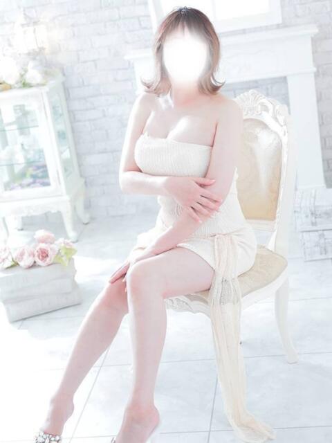 ちはる 諭吉専科（人妻系デリヘル）