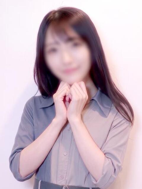 はな♡完全未経験のデビュー！ 人妻、密感女子専門店　五反田エース（人妻デリヘル）